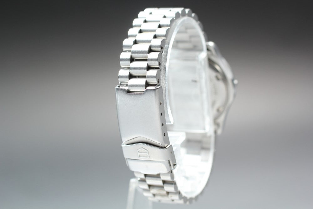 Near MINT TAG Heuer 2000 Professional 962.008R Black Quartz 28.3mm Ladies Watch