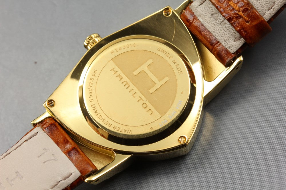 Near MINT HAMILTON Ventura H243010 Silver Quartz 32.5mm Men's Watch