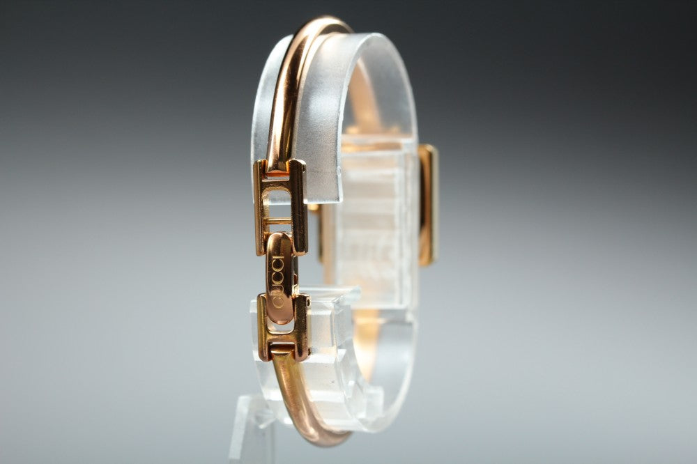 Near MINT GUCCI 1900L Pink Mother of Pearl Quartz 19.5mm Ladies Watch