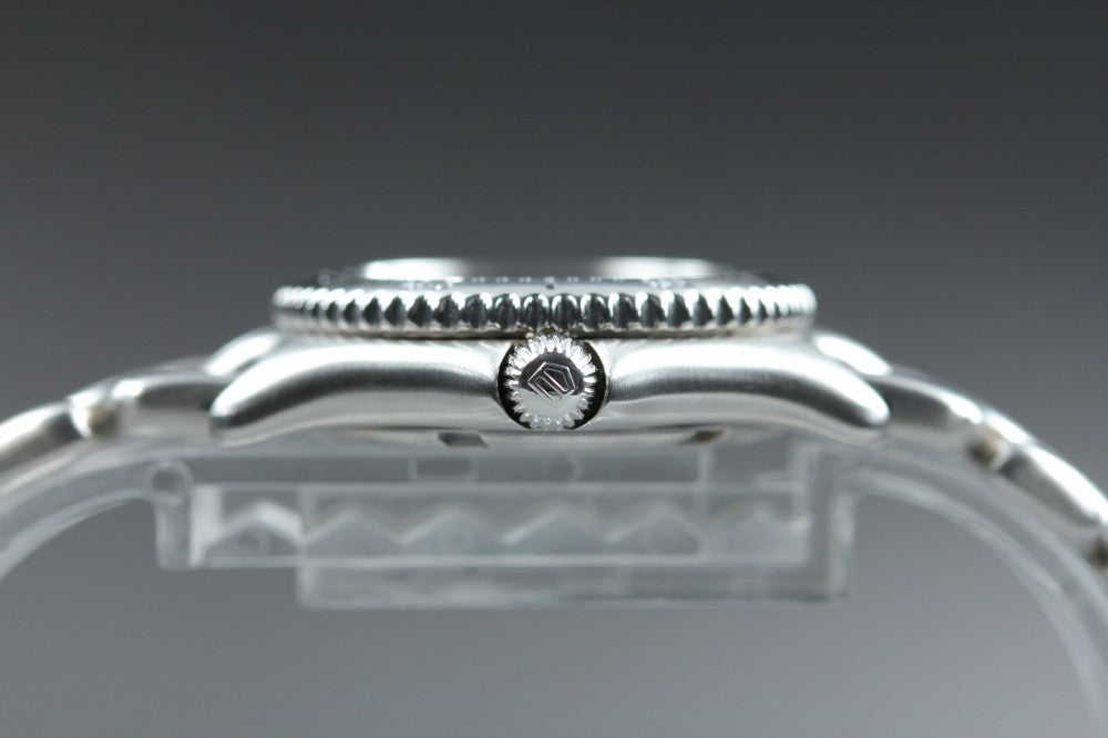 Near MINT TAG Heuer S/el WG1313-0 Silver Quartz 30mm Ladies Watch