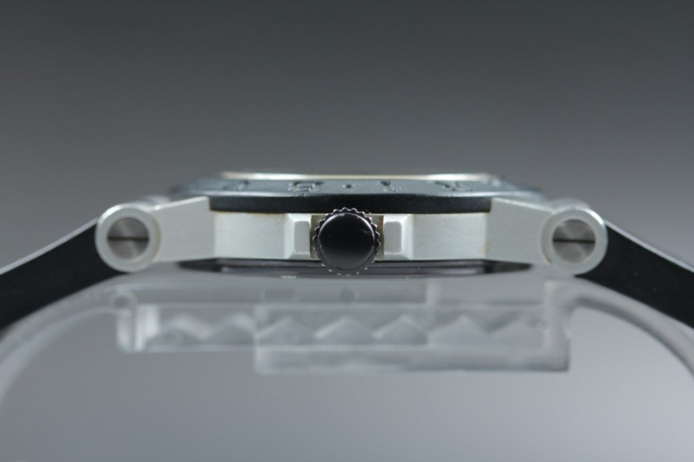 Near MINT BVLGARI Aluminum AL32A Silver Quartz 32mm Men's Watch