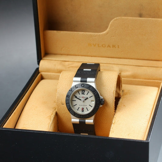 Near MINT BVLGARI Aluminum AL32A Silver Quartz 32mm Men's Watch