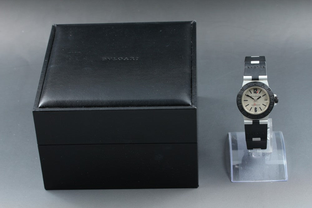 Near MINT BVLGARI Aluminum AL32A Silver Quartz 32mm Men's Watch