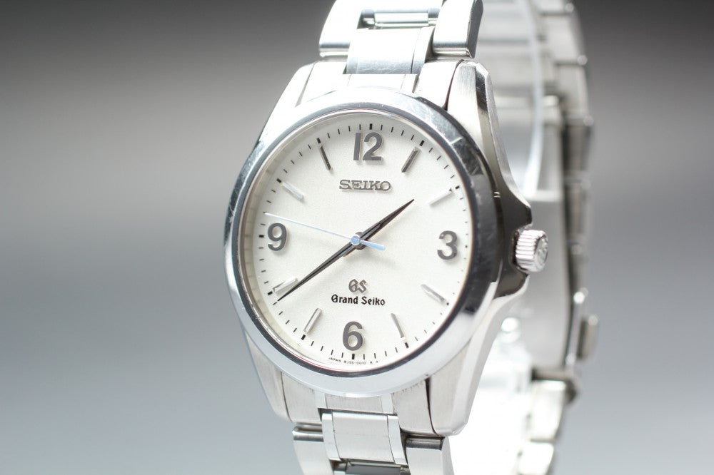 Near MINT Grand Seiko SBGF009/8J55-0010 Silver Quartz 34.7mm Men's Watch 2000