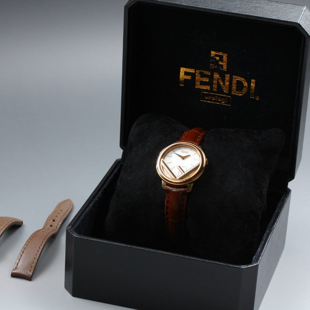 Near MINT FENDI Runaway 006-71000S-043 White Quartz 27.8mm Ladies Watch