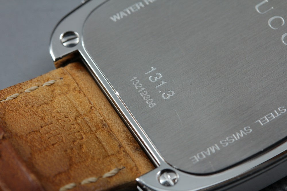 Near MINT GUCCI Coupe YA131301/131.3 Beige Quartz 39.4mm Men's Watch