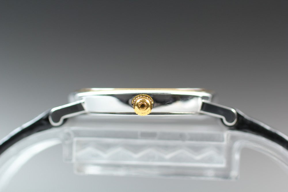 Near MINT OMEGA De Ville 596.2379 Cal.1379 Gold Quartz 24.8mm Ladies Watch