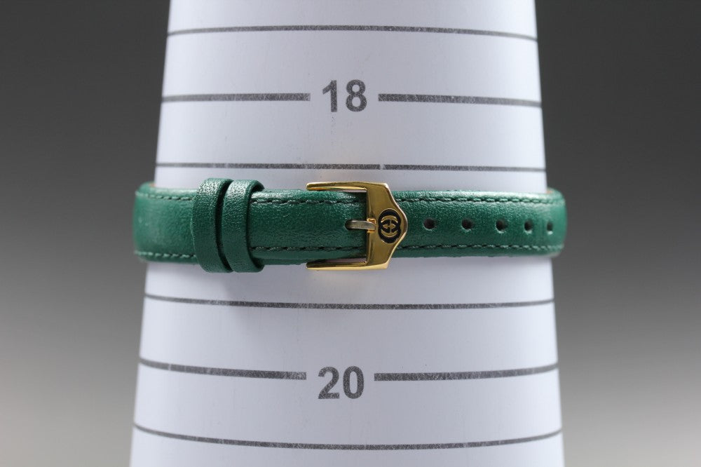 GUCCI 6000 Gold Quartz 23mm Ladies Watch