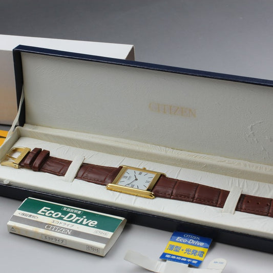 Near MINT CITIZEN Eco Drive G820-T001700 White Solar Quartz 27.1mm Men's Watch