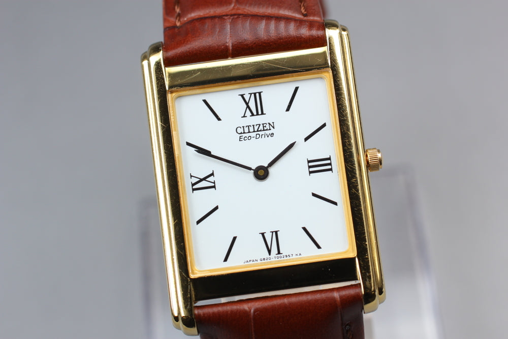 Near MINT CITIZEN Eco Drive G820-T001700 White Solar Quartz 27.1mm Men's Watch