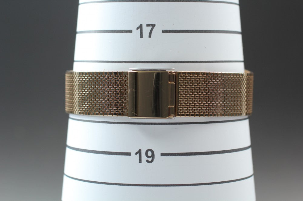MINT SEIKO Dolce 9531-5160 Gold Quartz 28mm Men's Watch 1981