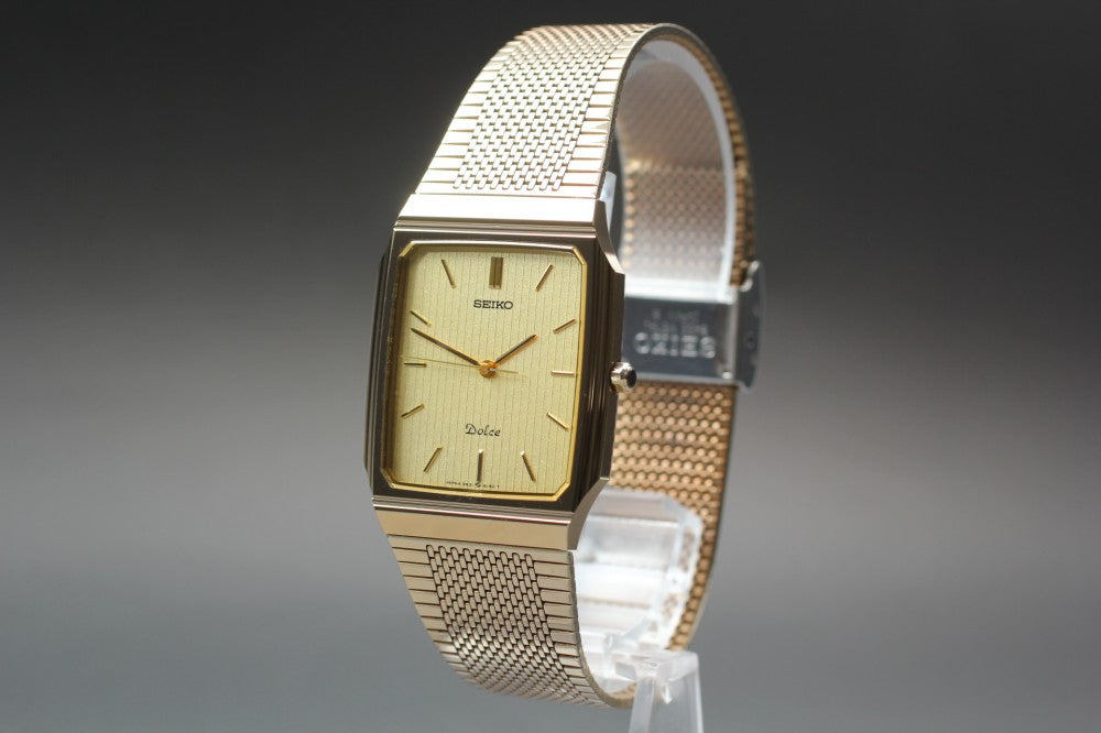 MINT SEIKO Dolce 9531-5160 Gold Quartz 28mm Men's Watch 1981