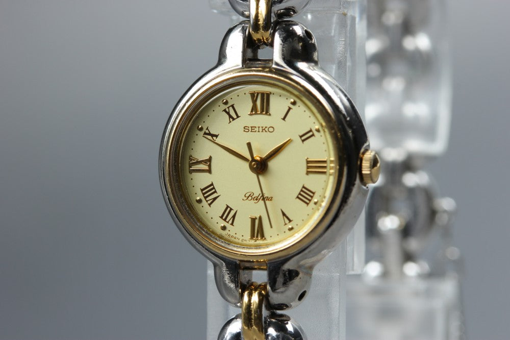 Near MINT SEIKO Belfina 4N21-0150 Gold Quartz 19.8mm Ladies Watch 1991