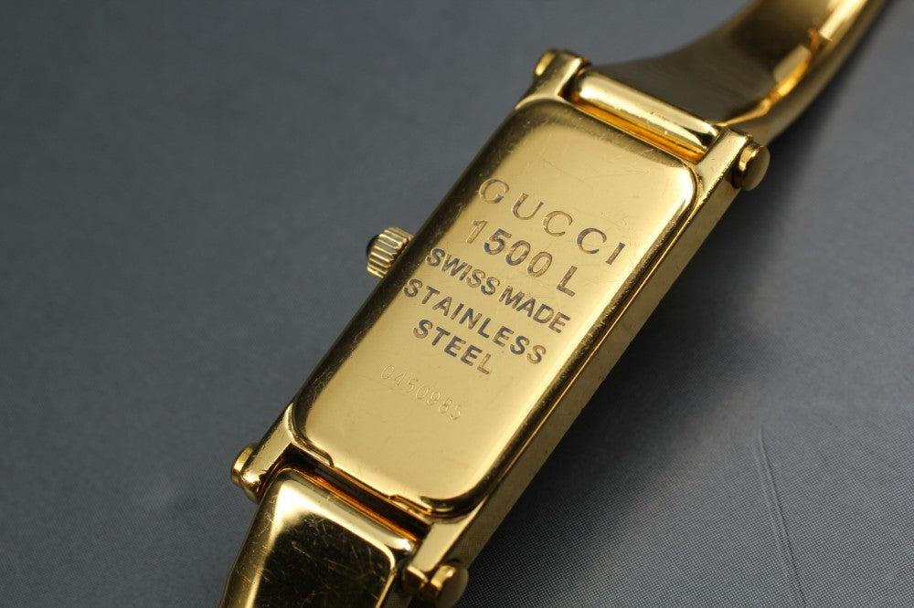 Near MINT GUCCI 1500L Black Quartz 12.3mm Ladies Watch