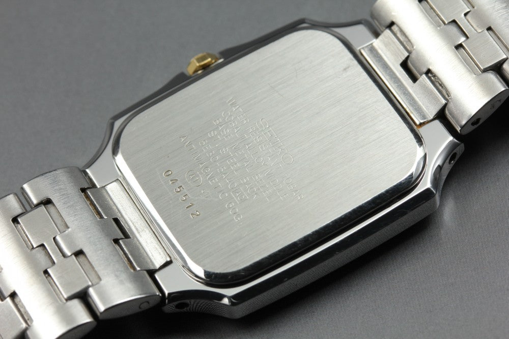 Near MINT SEIKO Dolce 5E30-5A40 White Quartz 29.6mm Men's Watch