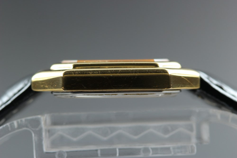 Near MINT SEIKO 8620-5200 Gold Quartz 24.5mm Ladies Watch 1983