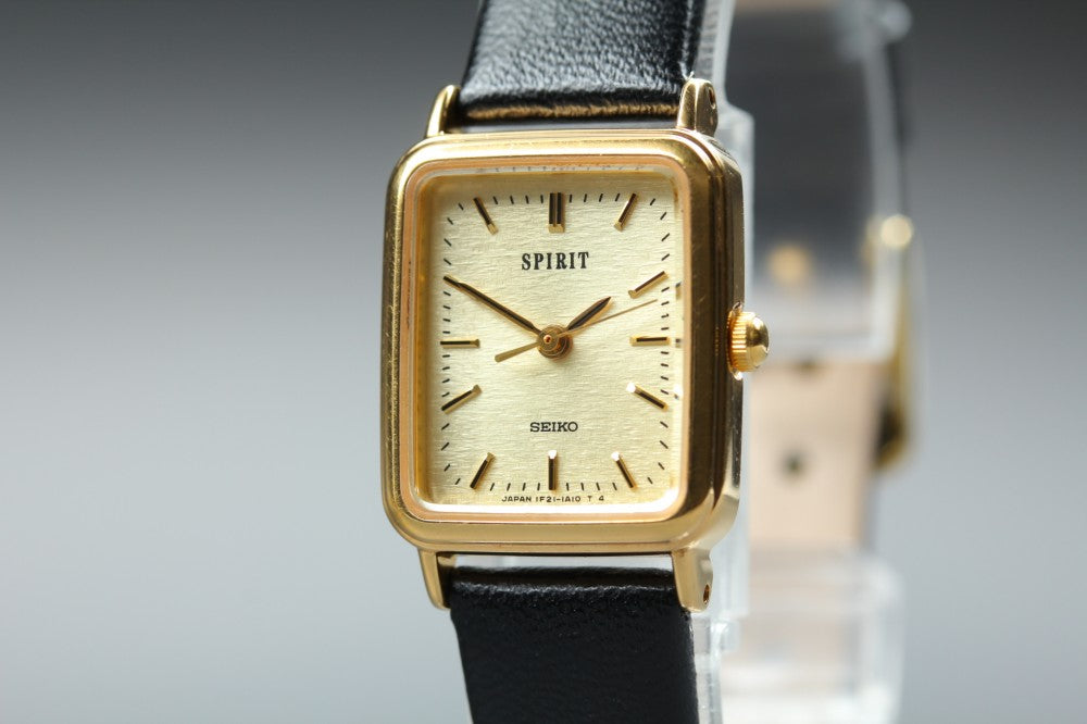 Near MINT SEIKO Spirit 1F21-5B30 Gold Quartz 18.5mm Ladies Watch 1998