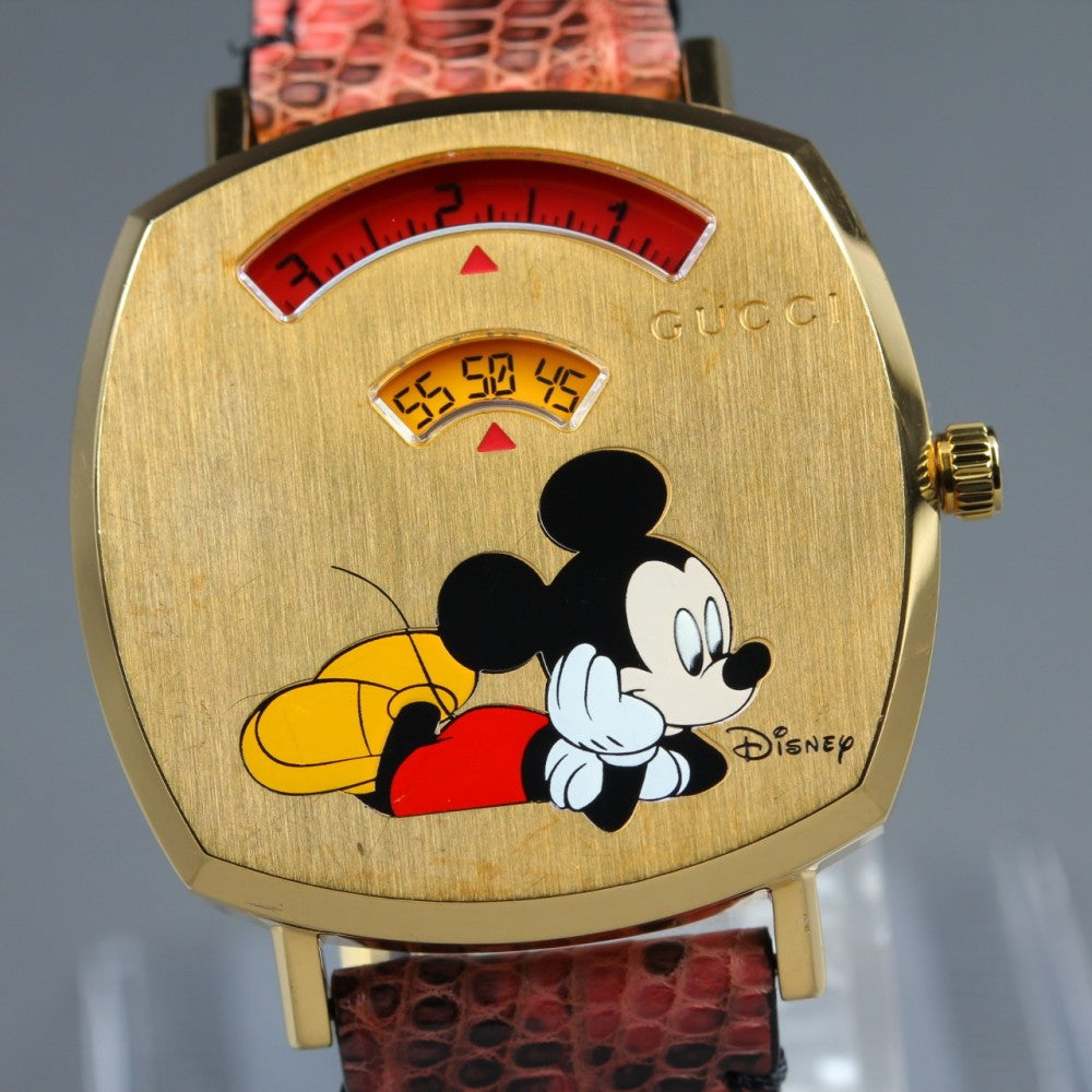 Near MINT GUCCI Disney Mickey YA157420/157.4 Quartz 34.7mm Men's Watch