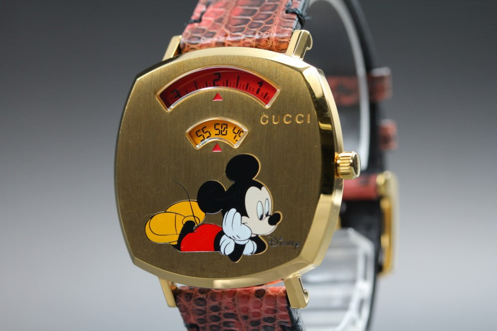 Near MINT GUCCI Disney Mickey YA157420/157.4 Quartz 34.7mm Men's Watch