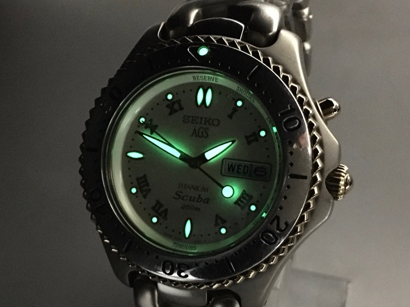 Near MINT SEIKO AGS SCUBA 200M 5M23-6B60 Gold Quartz 40mm Men's Watch