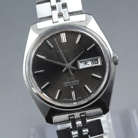 SEIKO Lord Matic 5606-7000 Black Auto 34.4mm Men's Watch 1971