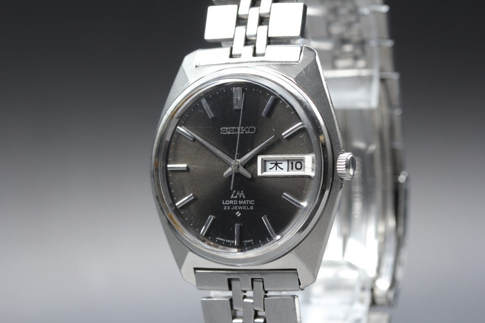 SEIKO Lord Matic 5606-7000 Black Auto 34.4mm Men's Watch 1971
