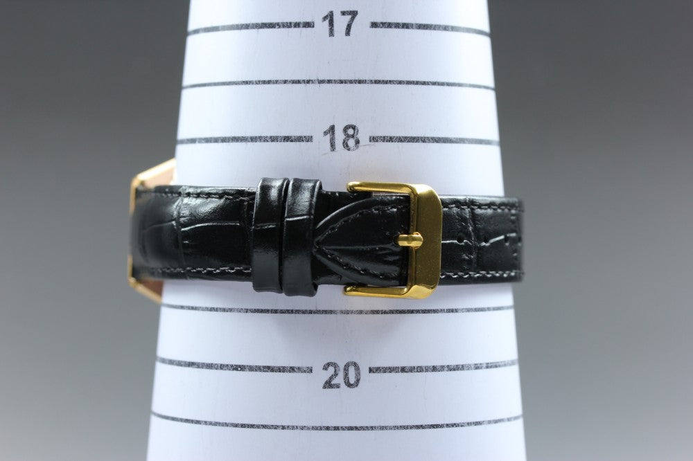 Near MINT SEIKO Superior 4883-8100 Gold Quartz 36.4mm Men's Watch 1977