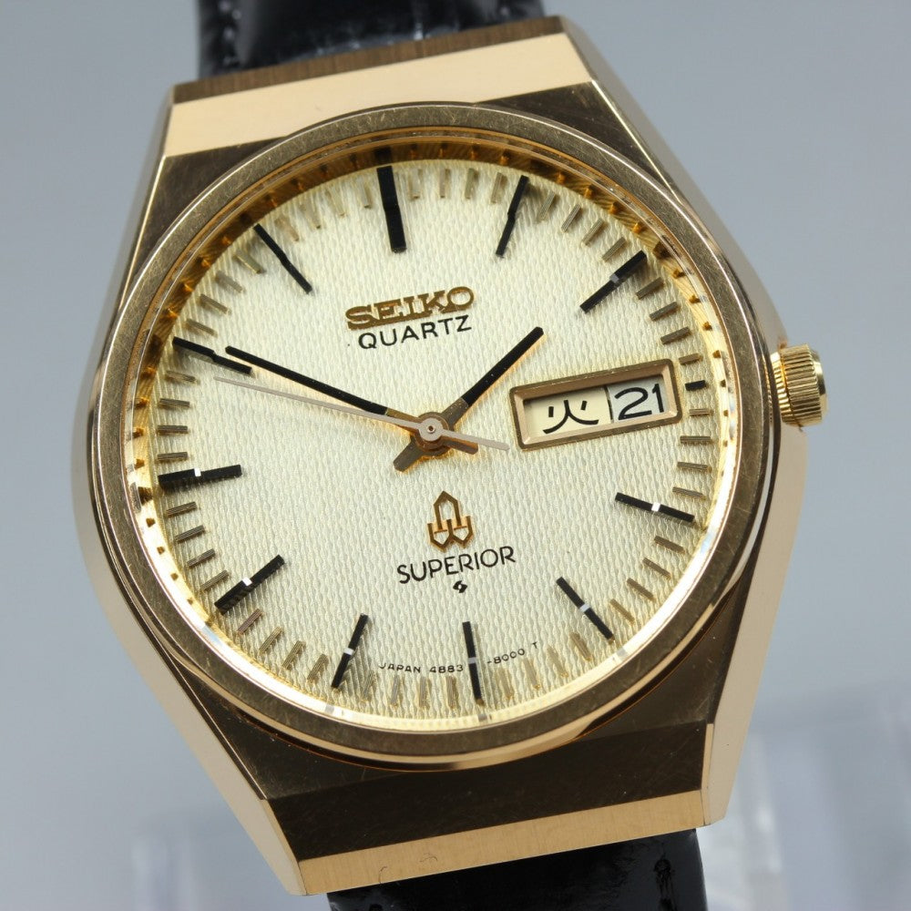 Near MINT SEIKO Superior 4883-8100 Gold Quartz 36.4mm Men's Watch 1977