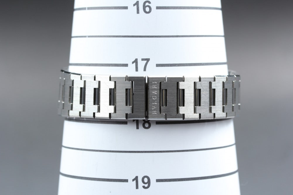 Near MINT BVLGARI BB30SSD Black Quartz 29.9mm Unisex Watch