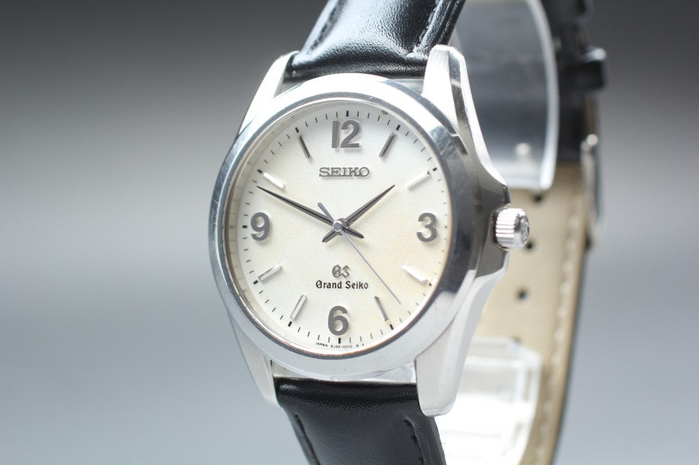 Grand Seiko 8J55-0010 Silver Quartz 35.5mm Men's Watch 1996