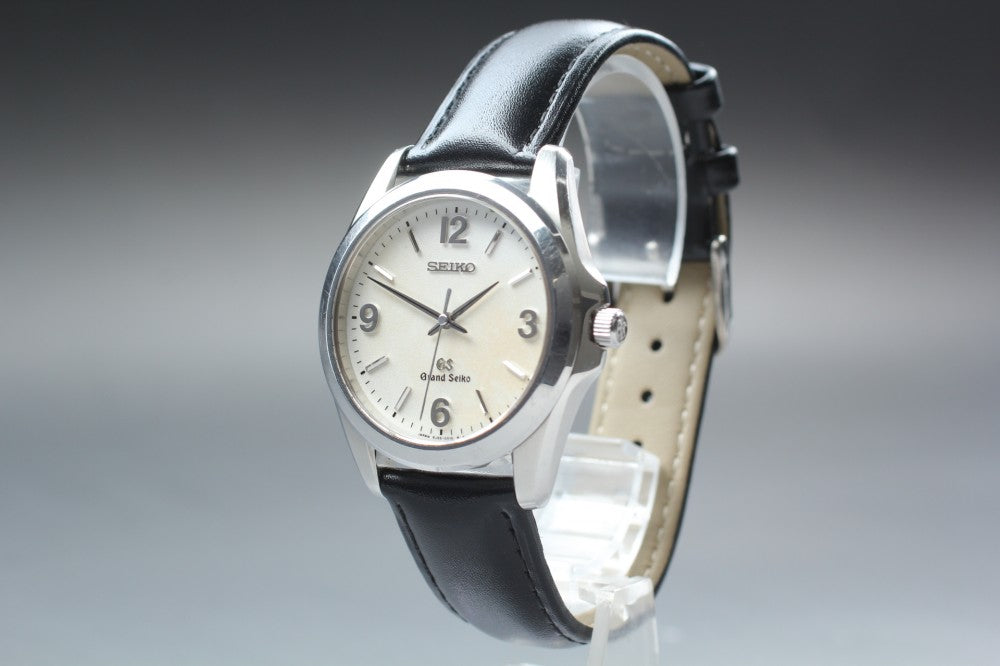 Grand Seiko 8J55-0010 Silver Quartz 35.5mm Men's Watch 1996