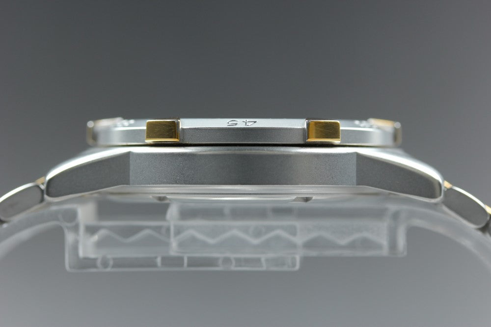 Near MINT TAG Heuer 1500 Professional WD1221-K-20 Silver Quartz 36mm Men's Watch