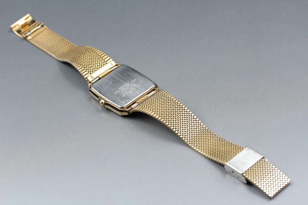 Near MINT SEIKO Spirit 5E31-5A60 Gold Quartz 29mm Men's Watch 1990