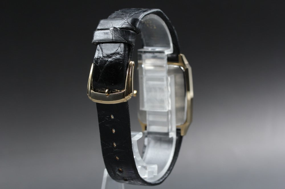 MINT SEIKO Dolce 8N41-5130 Gold Quartz 27mm Men's Watch 1984