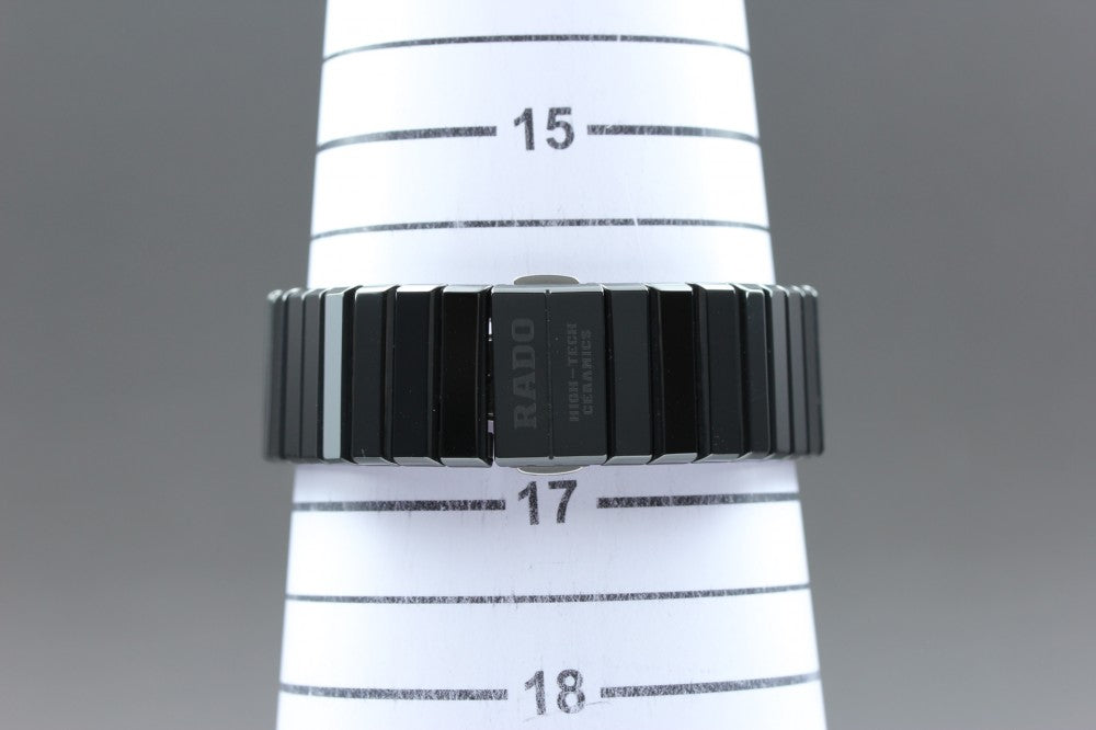 Near MINT RADO Diastar Jubile 963.0350.3 Black Quartz 19mm Ladies Watch
