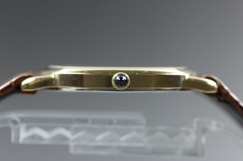 Near MINT SEIKO Dolce 5930-5280 Gold Quartz 32mm Men's Watch 1980