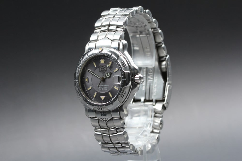 Near MINT TAG Heuer 6000 Professional WH5212-K1 Grey Auto 34mm Men's Watch
