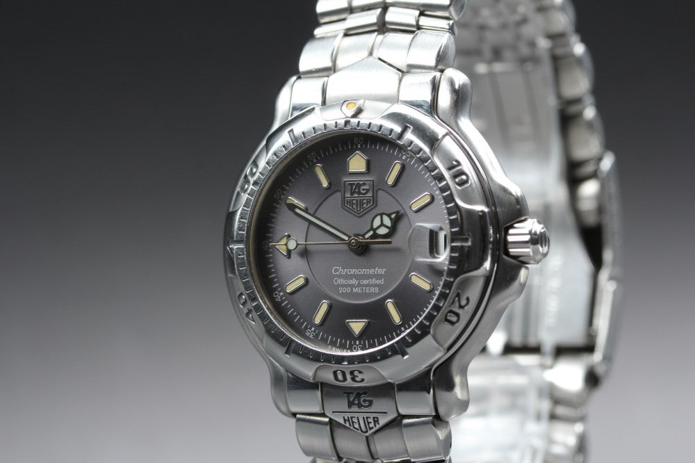 Near MINT TAG Heuer 6000 Professional WH5212-K1 Grey Auto 34mm Men's Watch