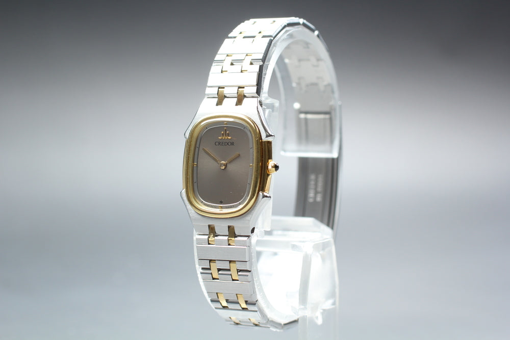 Near MINT SEIKO Credor 5A70-5010 Silver/Gold Quartz 19mm Ladies Watch 1997