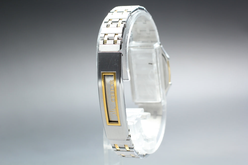 Near MINT SEIKO Credor 5A70-5010 Silver/Gold Quartz 19mm Ladies Watch 1997