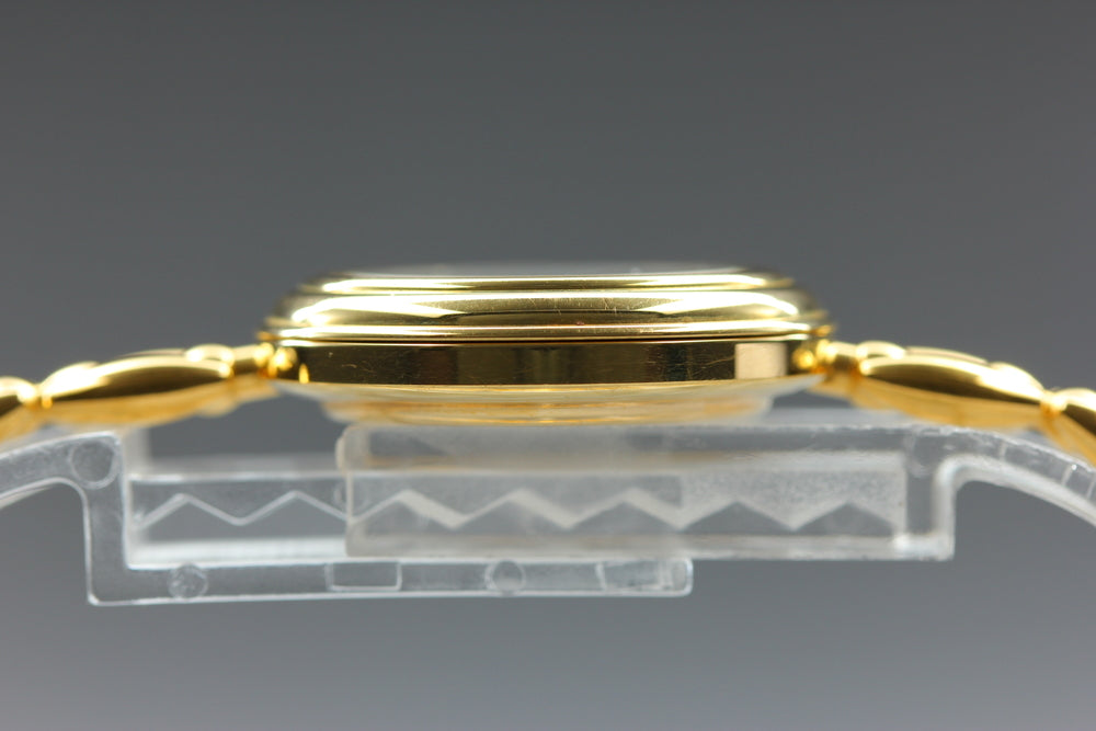 GUCCI 11/12.2 White Quartz 25.3mm Ladies Watch