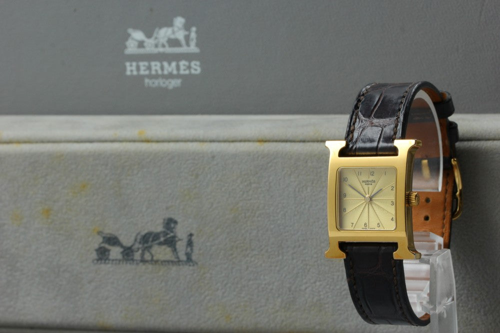 Near MINT HERMES H Watch HH1.201 Gold Quartz 21mm Ladies Watch