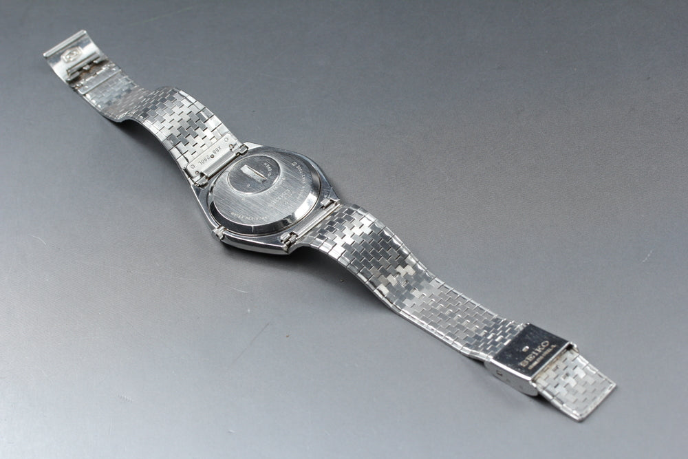 SEIKO Grand Quartz 9943-7000 Silver Quartz 35mm Men's Watch 1976