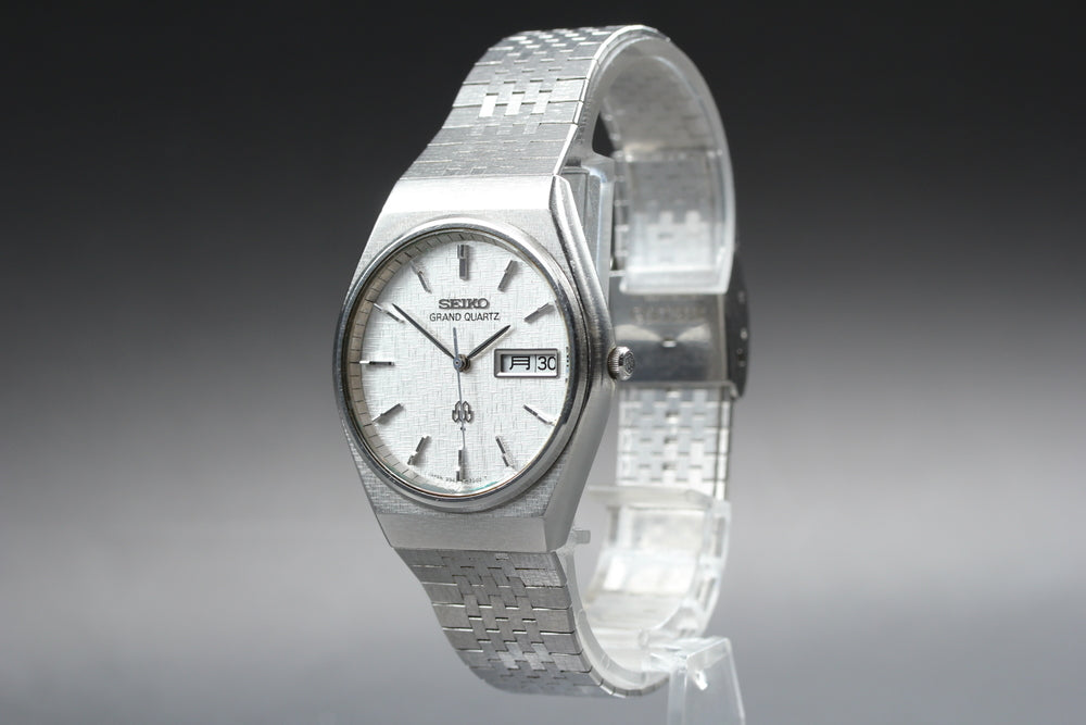 SEIKO Grand Quartz 9943-7000 Silver Quartz 35mm Men's Watch 1976