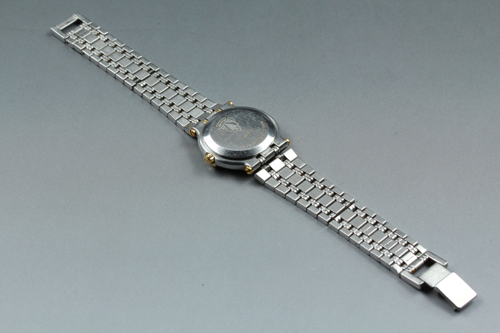 Near MINT GUCCI 9000L Gold Quartz 24.6mm Ladies Watch