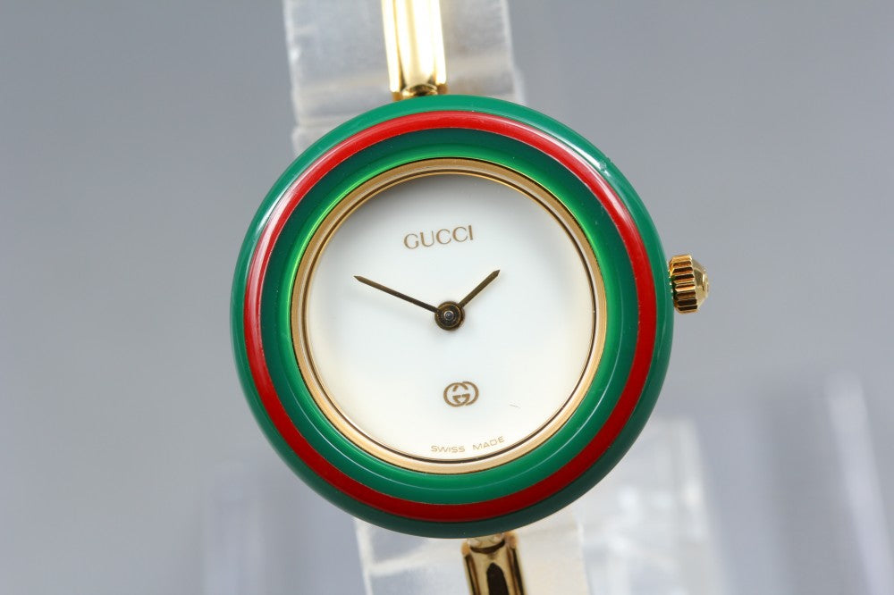 Near MINT GUCCI Change Bezel 11/12 White Quartz 25.7mm Ladies Watch