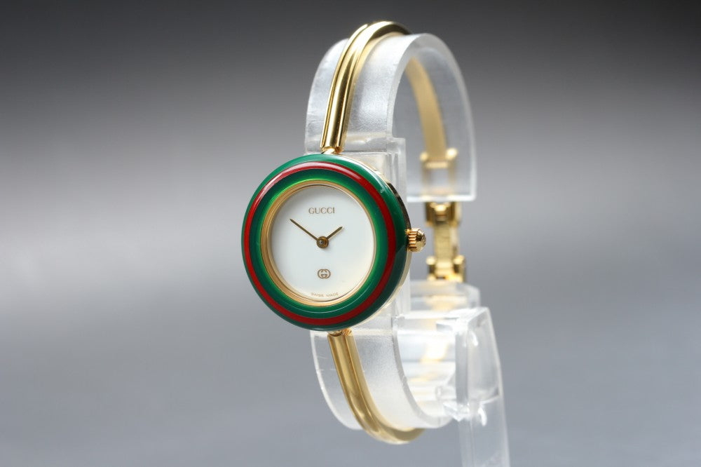 Near MINT GUCCI Change Bezel 11/12 White Quartz 25.7mm Ladies Watch