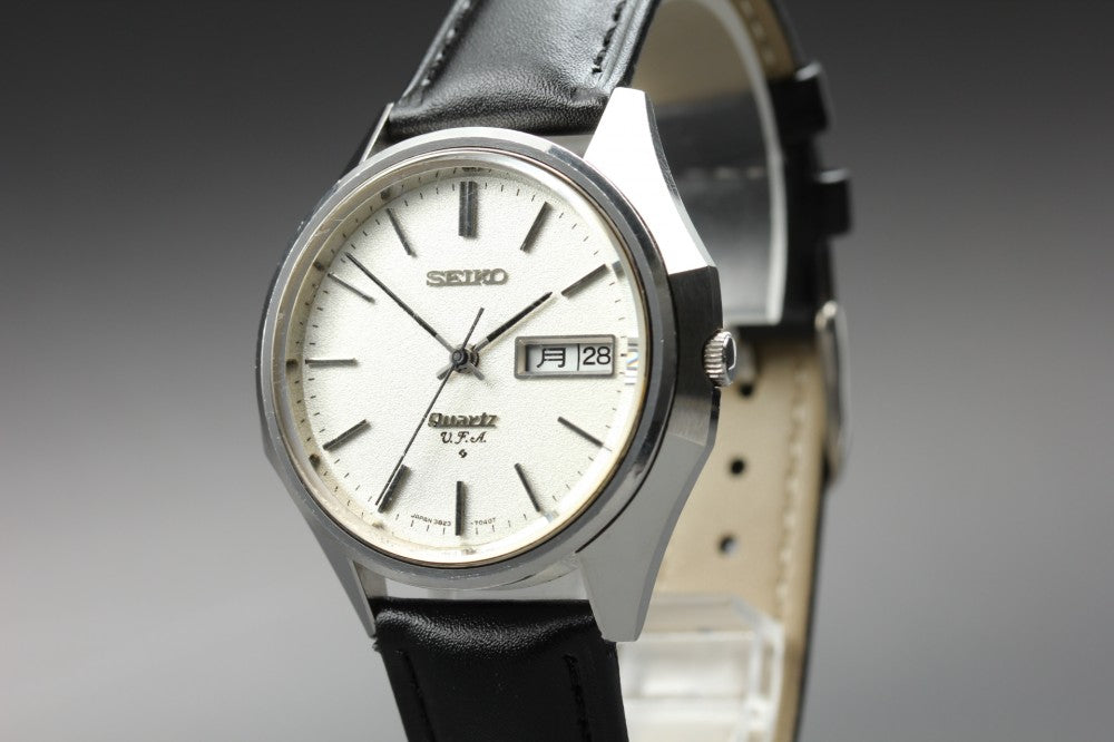 SEIKO V.F.A. 3823-7040 Silver Quartz 36.5mm Men's Watch 1973