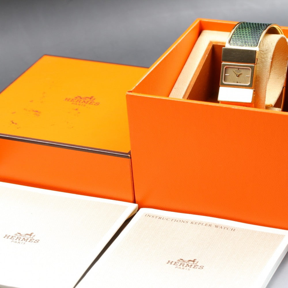 Near MINT HERMES Loquet L01.201 Gold Quartz 19mm Ladies Watch