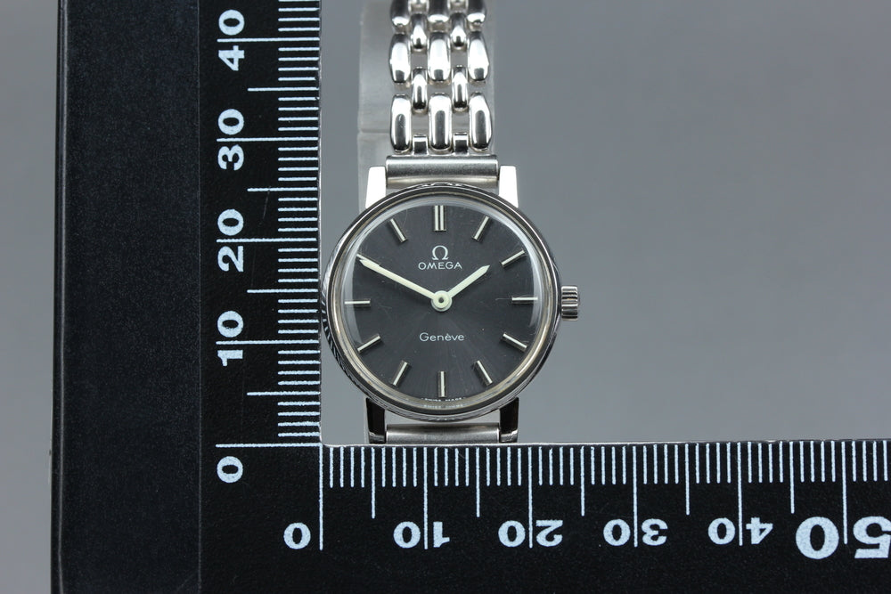 Near MINT OMEGA Geneve 511.457 Cal.625 Grey Manual 23mm Ladies Watch 1973